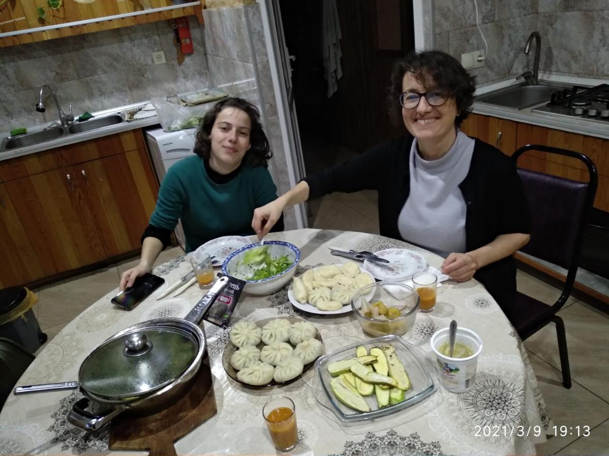Qusha Guesthouse Meeting In The Mountains And Views カズベギ エクステリア 写真